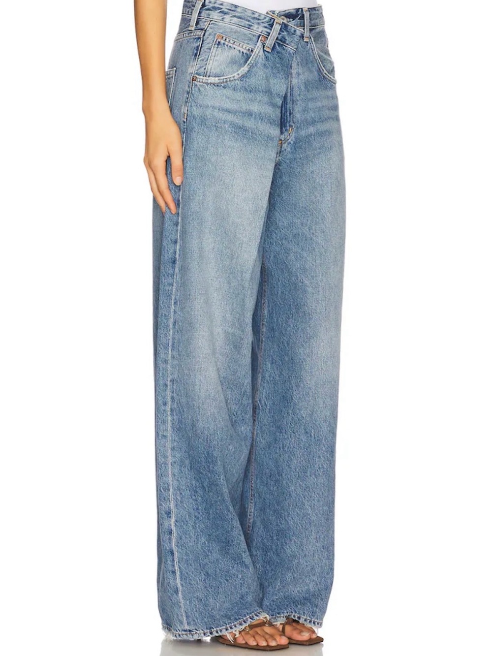 Agolde Vana Jeans in Mantra| Revolve - Picture 2 of 9